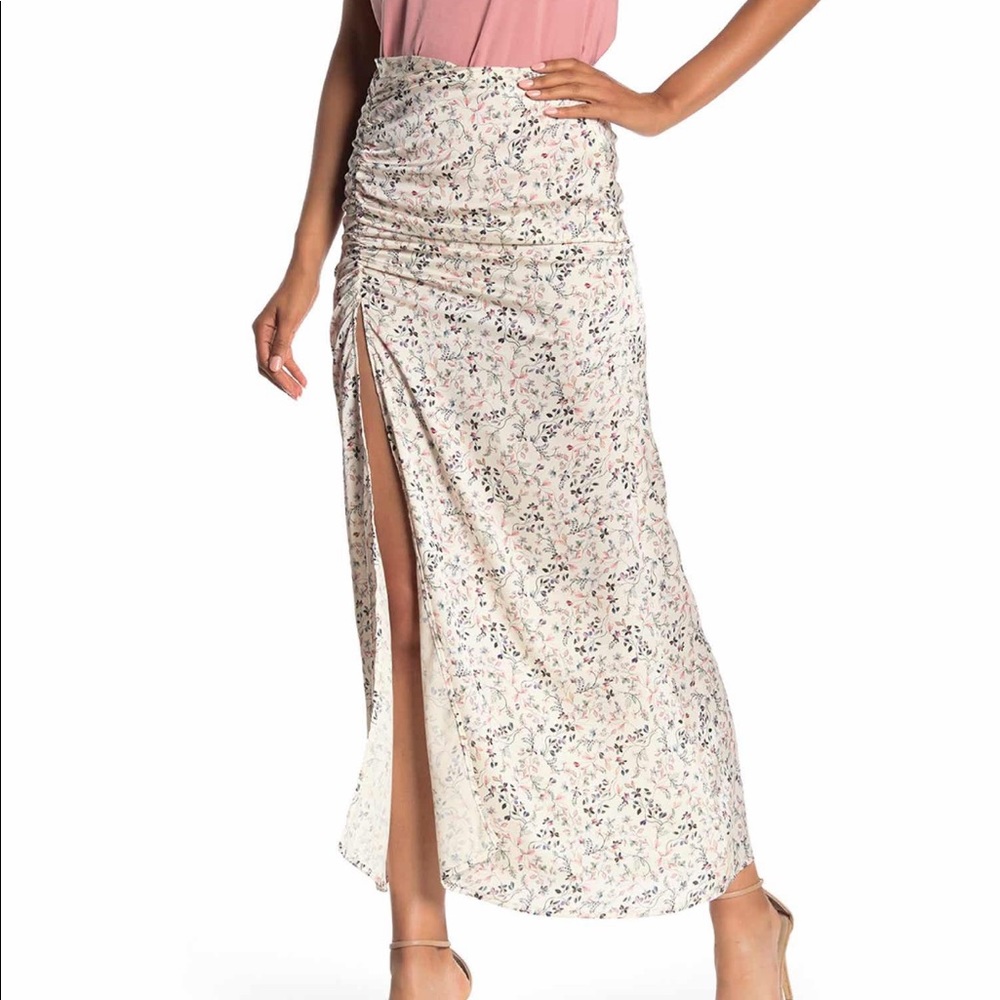 NSR Siena Ruched Slit Maxi Skirt Large NWT Floral